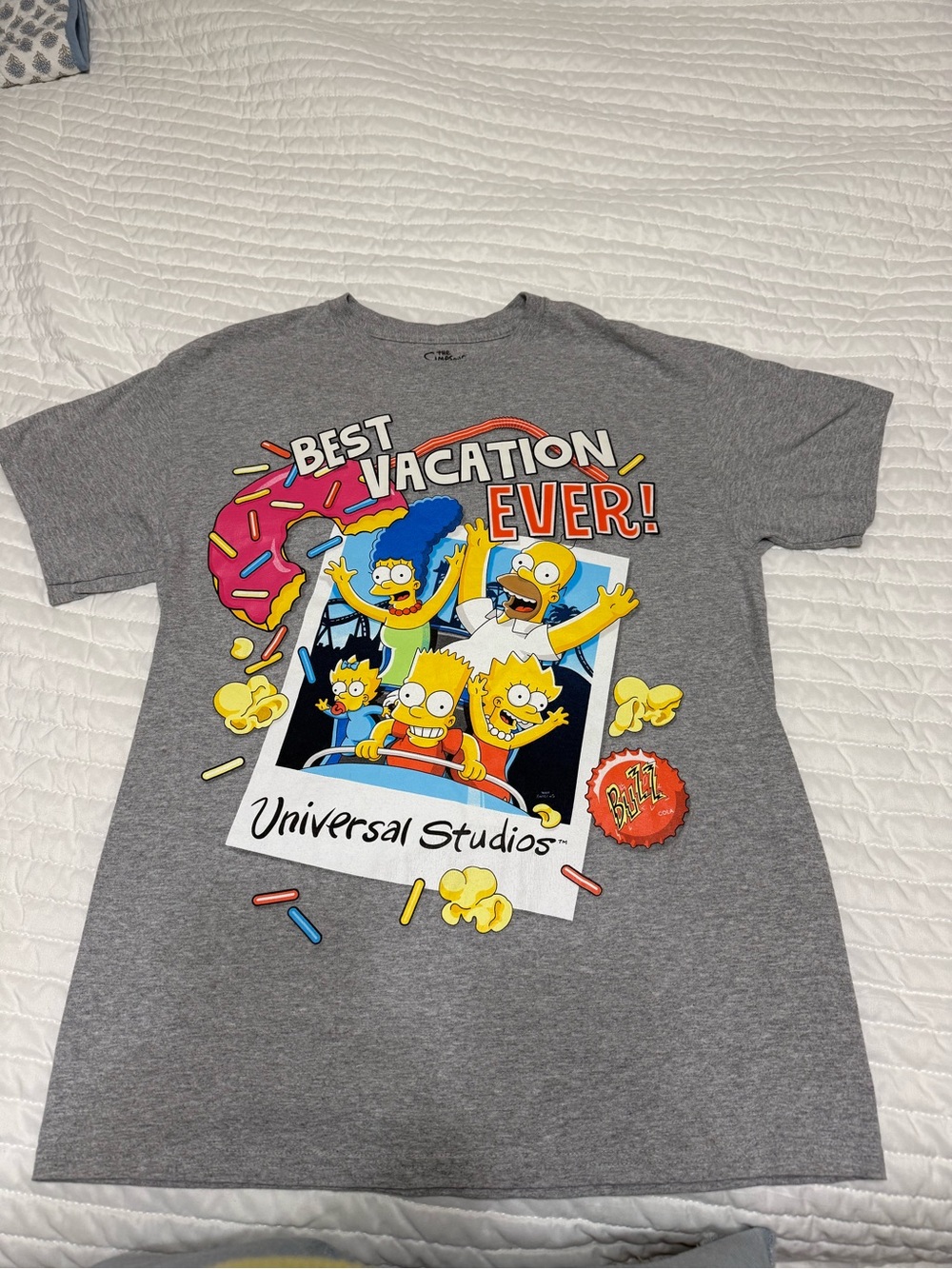 Universal Studios Gray "Best Vacation Ever" Simpsons Graphic Tee